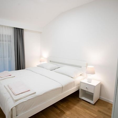 Apartmani Centar Любушки Экстерьер фото