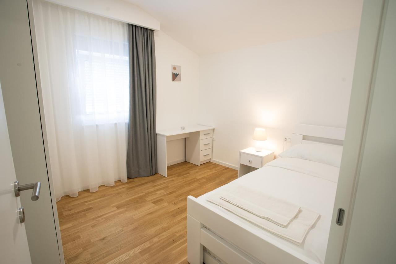 Apartmani Centar Любушки Экстерьер фото