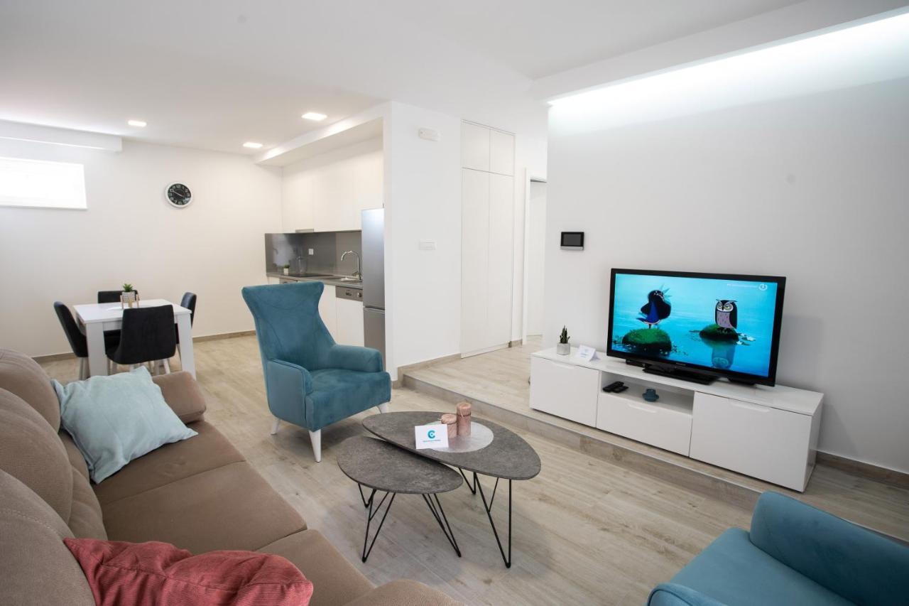 Apartmani Centar Любушки Экстерьер фото
