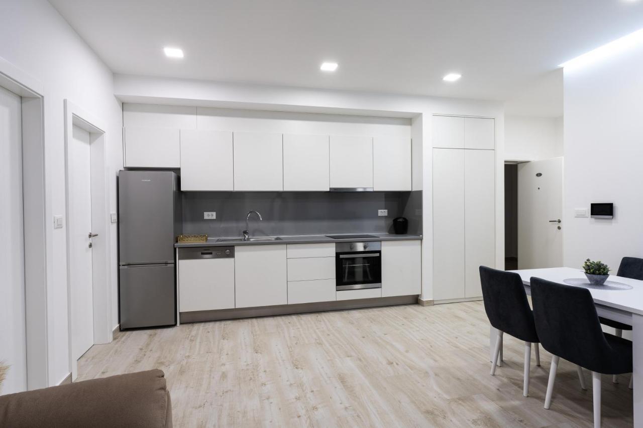 Apartmani Centar Любушки Экстерьер фото