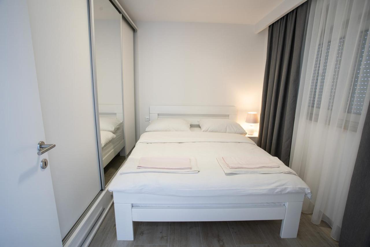 Apartmani Centar Любушки Экстерьер фото